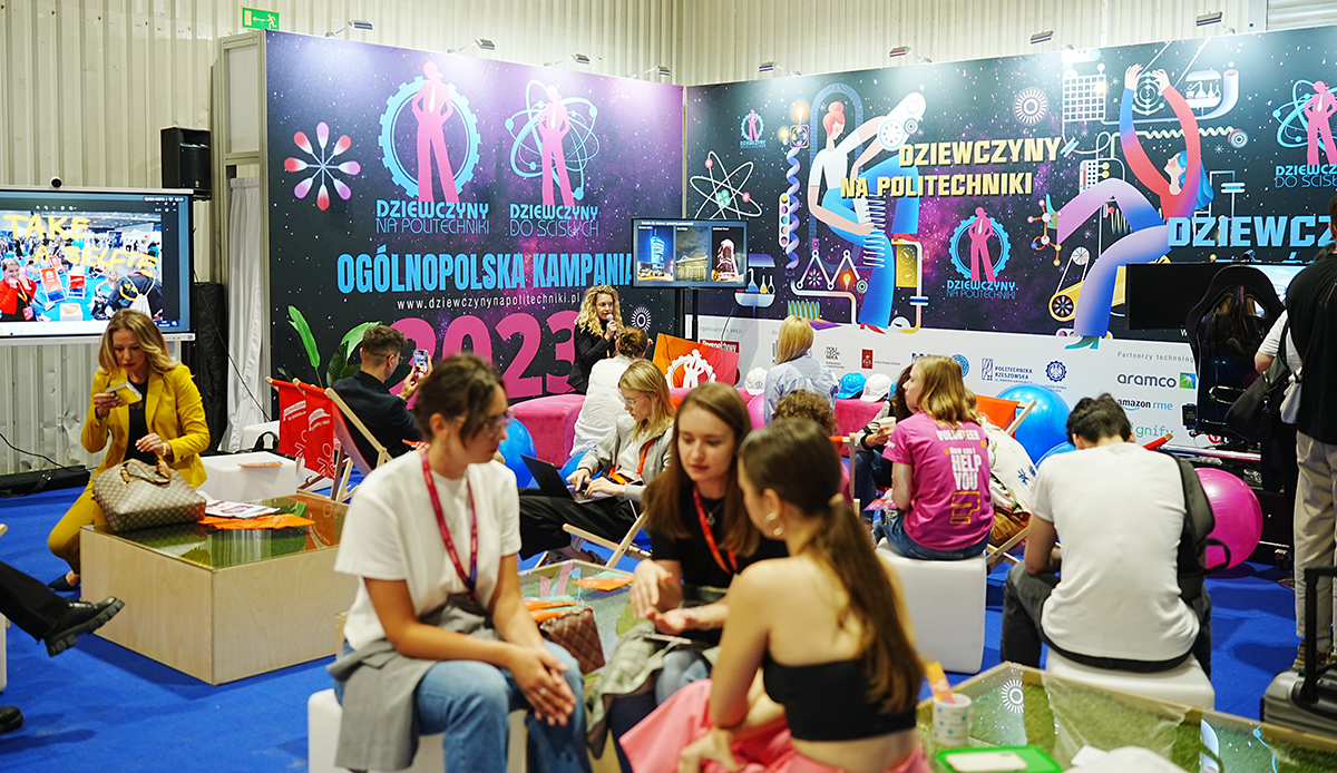 Dziewczyny na politechniki! oraz Dziewczyny do ścisłych! na Perspektywy Women in Tech Summit 2023